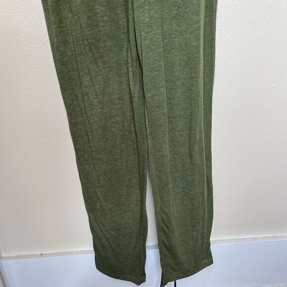Harlow and Rose Woman Green Jumpsuit Sleeveless Elastic Waist Burnout Pockets 1X - Picture 5 of 16